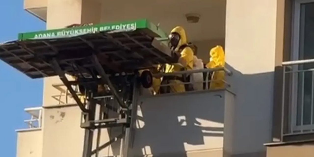 Kötü Koku Gerçeği Ortaya Çıkardı: Yaşlı Adam Evinde Ölü Bulundu