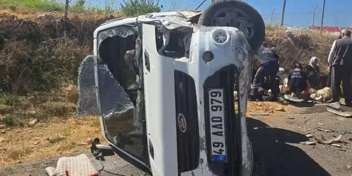 Şırnak’ta feci kaza: Hafif ticari araç ile otomobil çarpıştı, 8 yaralı