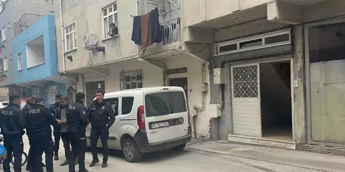 Bursa’da dehşet: Husumetlisine bıçakla saldırdı