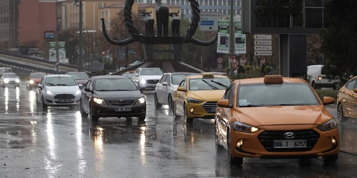 İstanbul, Ankara ve İzmir’de hafta sonu hava durumu: Sağanak yağış uyarısı