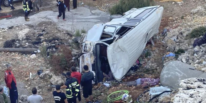 Mersin’de işçi servisi kazasında can kaybı 6’ya yükseldi