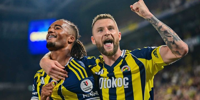 Dünyaca ünlü takımdan yıldız futbolcuya kanca