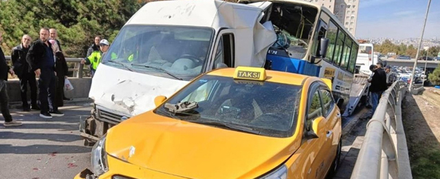 Altındağ’da zincirleme trafik kazası: 6 yaralı