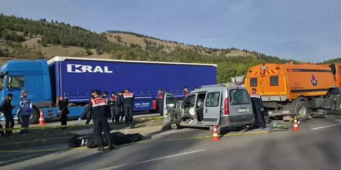 Amasya’da Hafif Ticari Araçla Kamyon Çarpıştı: 4 Ölü, 2 Yaralı
