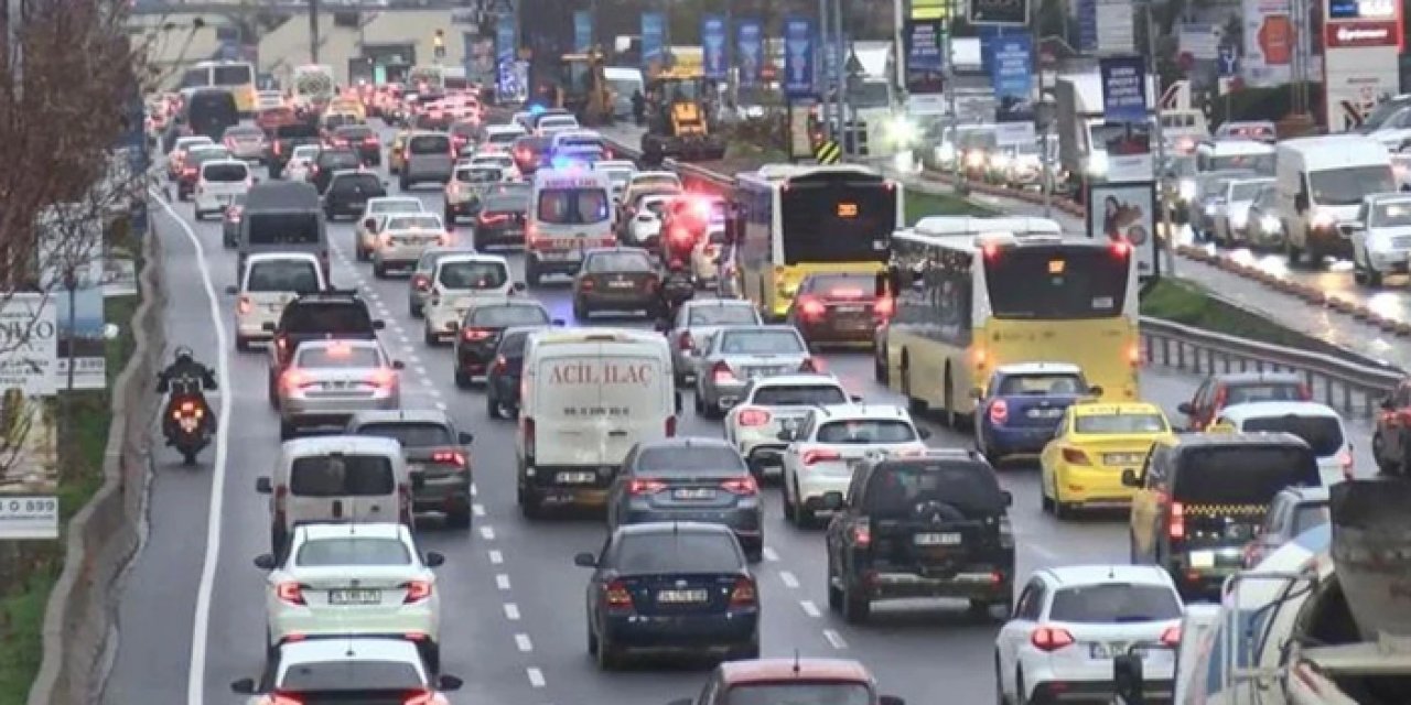 İstanbul’da bazı yollar kapatıldı: 29 Ekim provası başladı