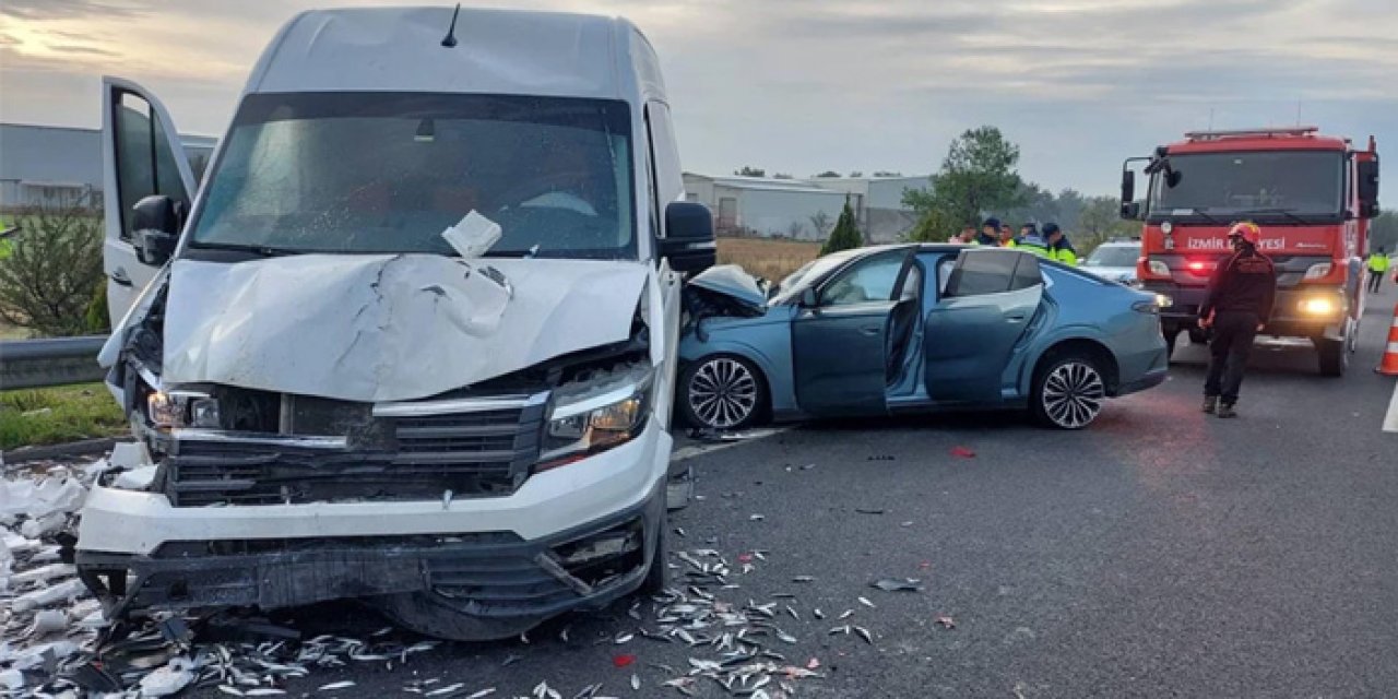 İzmir’de zincirleme kaza dehşeti: 1 ölü, 4 yaralı