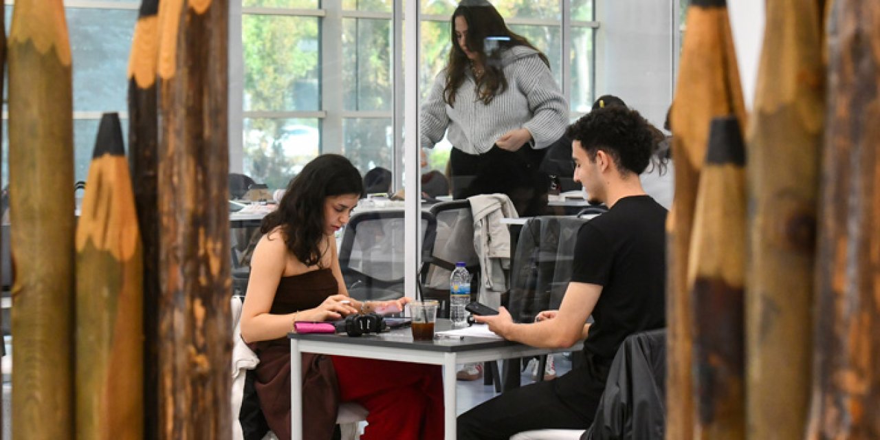 ABB genç akademilerle öğrencilere destek sağlıyor