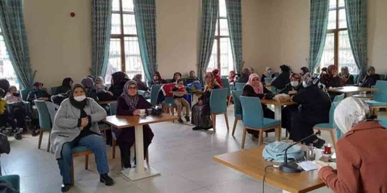 Sincan Hanımlar Konakları, hafta boyunca eğitim ve kurs programlarıyla dolu