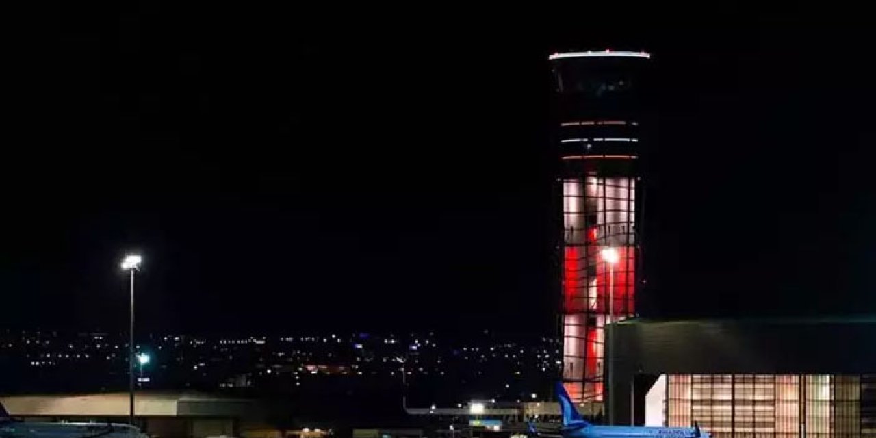 İstanbul havalimanları 29 Ekim’de kırmızı beyaza bürünecek