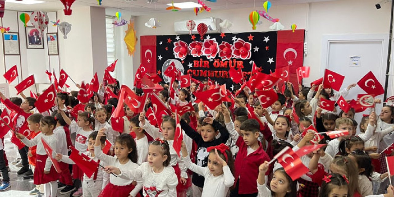 Pursaklar’ın Nezaket Okullarında Cumhuriyet Bayramı coşkusu