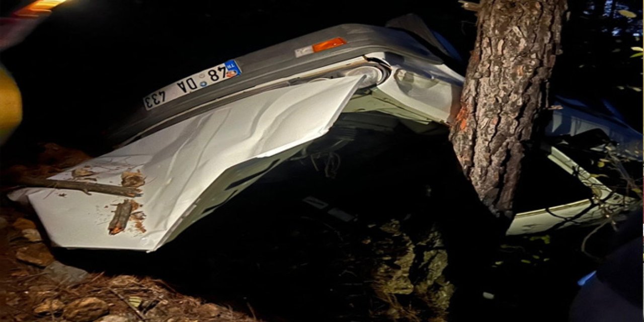 Muğla’da Otomobil Uçuruma Yuvarlandı: 2 Kişi Yaralandı