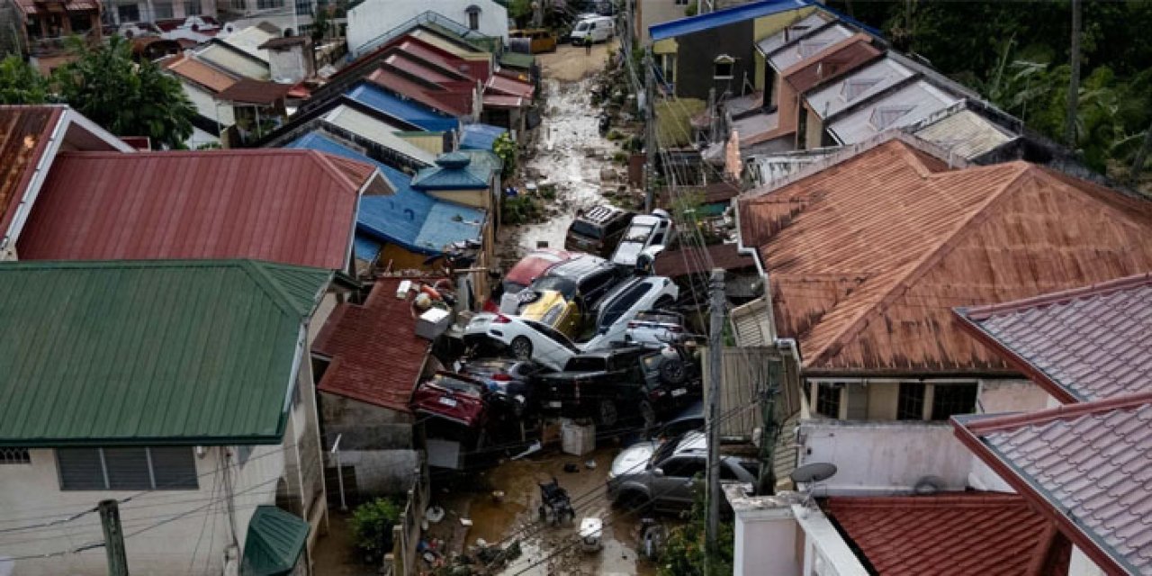 Ölümcül felaket: Tayfun vurdu, sel yuttu… Can kaybı büyüyor