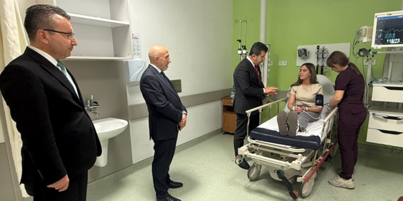 ASBÜ Rektörü Arıcan, patlamada yaralananları ziyaret etti