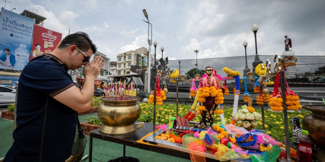 Nakhon’un kalbindeki Suan Rak Parkı, doğal dokusu ve kültürel mirasıyla ilgi odağı