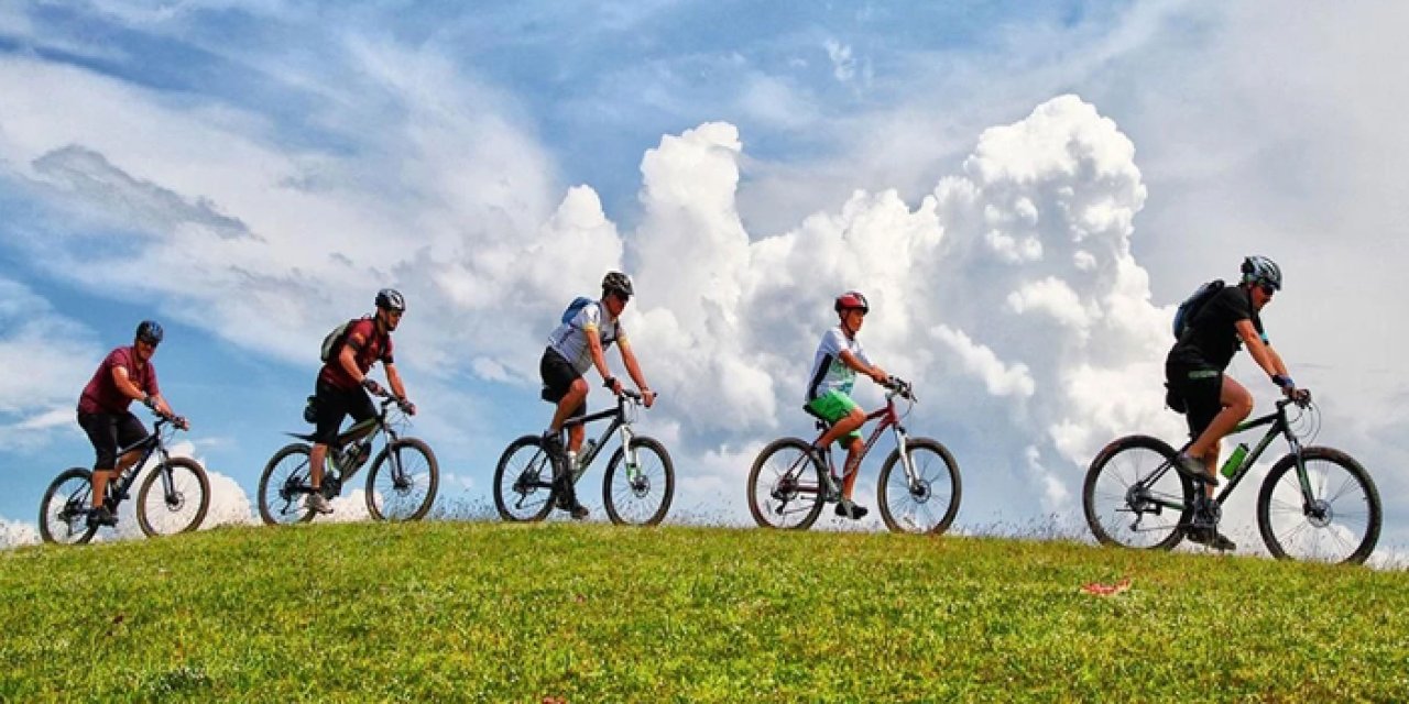 İzmir’de 9. Geleneksel bisiklet turu düzenleniyor