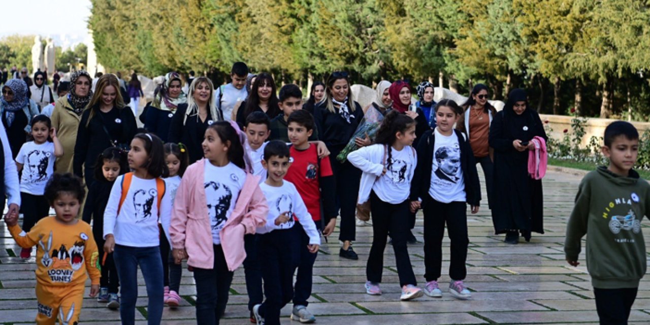 Mamaklı miniklerden Anıtkabir’e anlamlı ziyaret