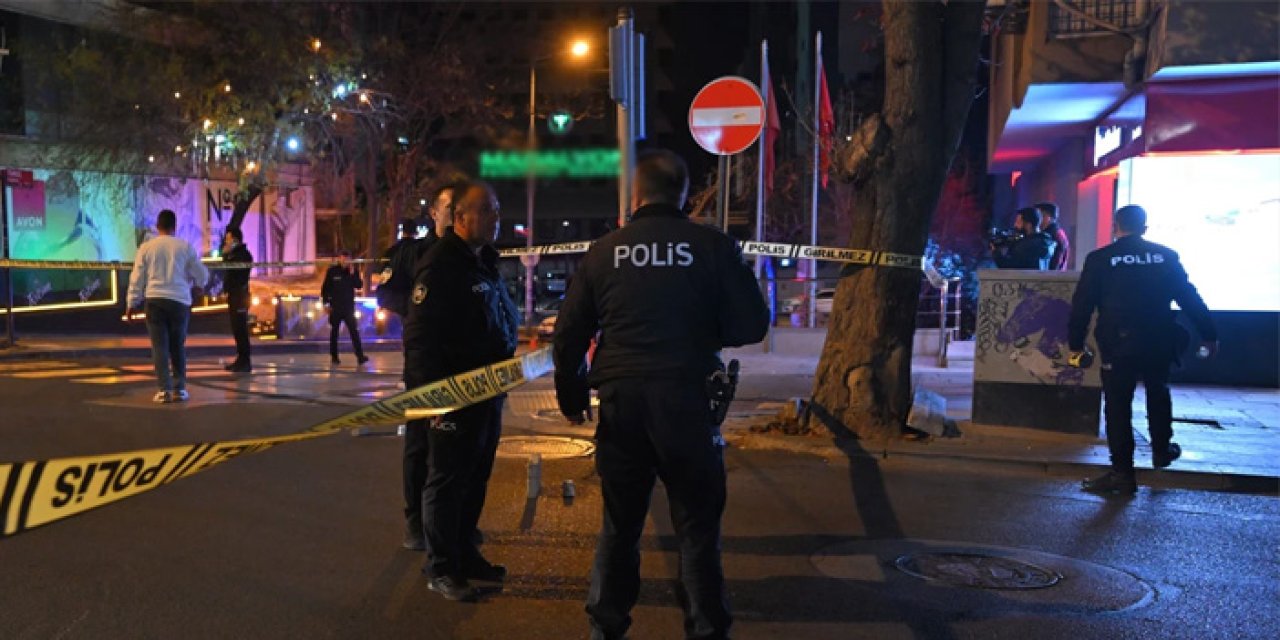 Ankara’da gece yarısı dehşeti: Eğlence mekanının önünde silahlı saldırı!