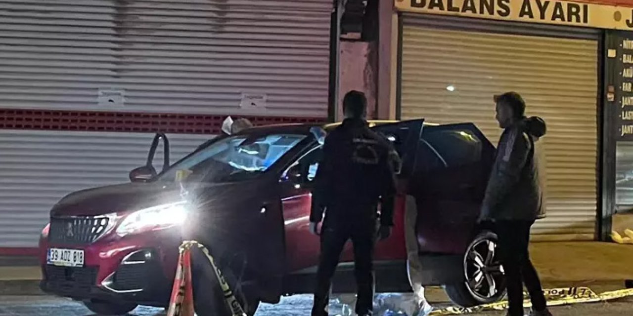 Kanlı hesaplaşma: Otomobildeki Tartışma Ölümle Bitti