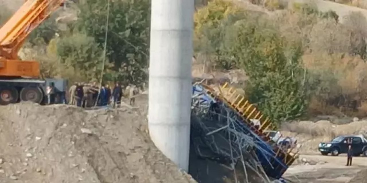 Diyarbakır'da dehşet: Köprü inşaatı çöktü, işçiler enkaz altında kaldı!