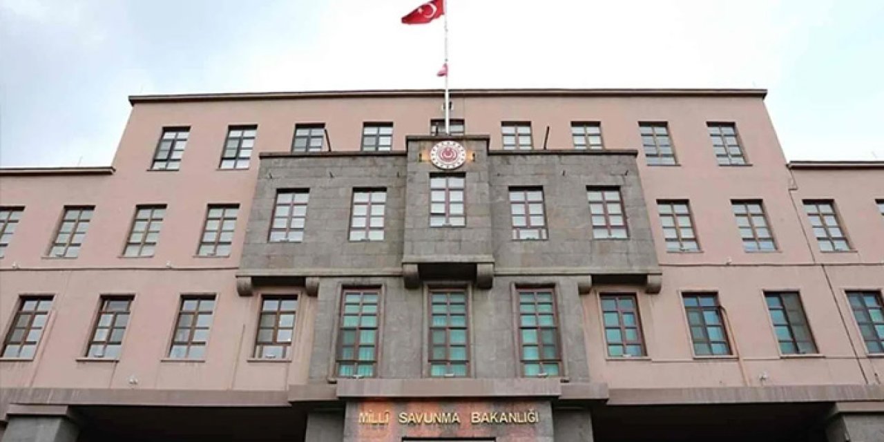 MSB: Gürcistan’da düşen TSK kargo uçağında 20 personel bulunuyordu