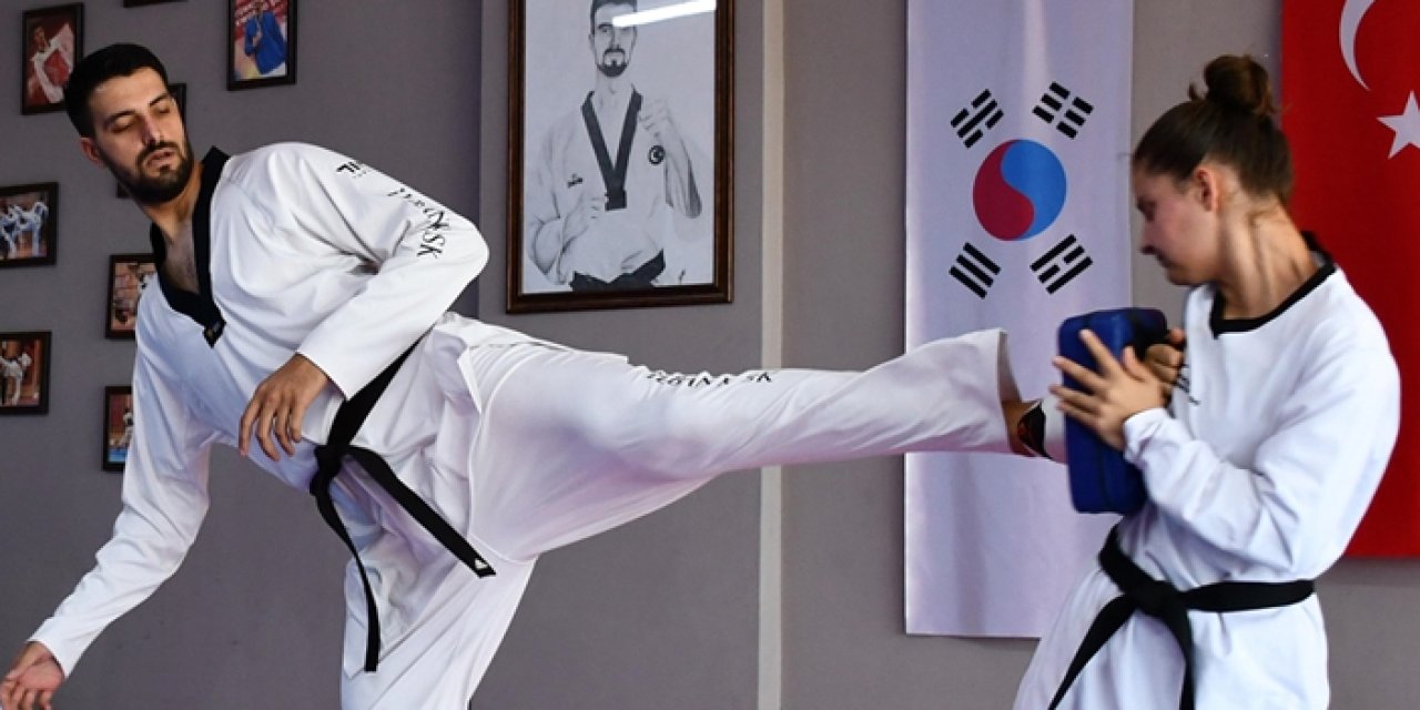 Antrenör ve sporcusu aynı turnuvada madalya için ter dökecek