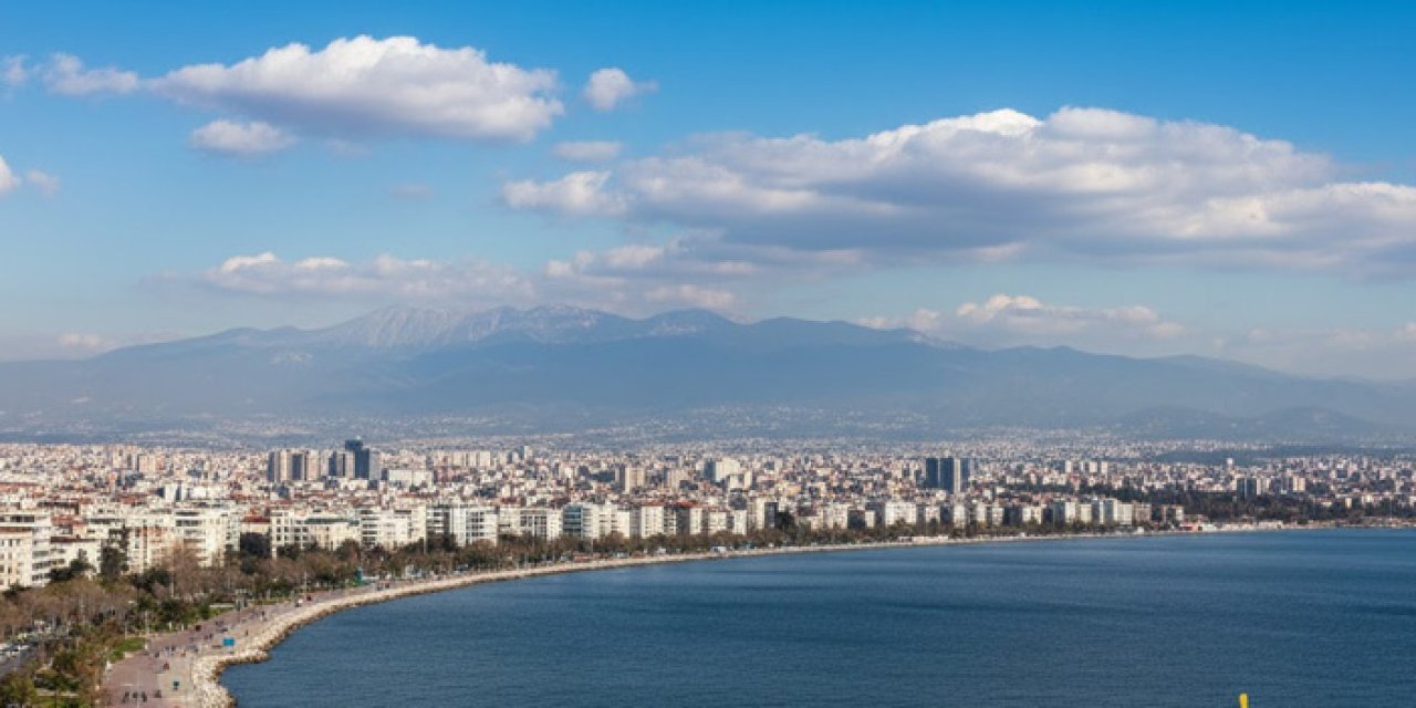 Meteoroloji’den İzmir Uyarısı: Hafta Sonu Sıcaklıklar Değişiyor