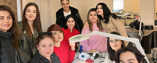AKGO’nun manikür ve protez tırnak eğitimleri kadınlara yeni istihdam kapıları açtı