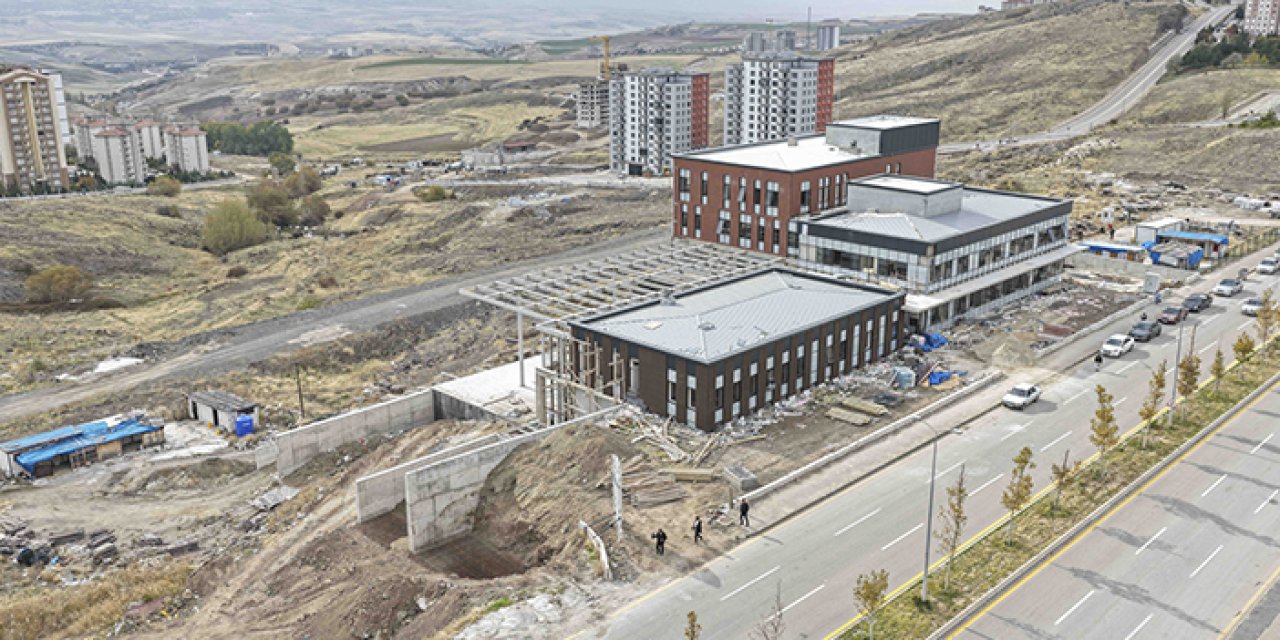 Etimesgut Atayurt’a yeni sosyal yaşam merkezi yükseliyor