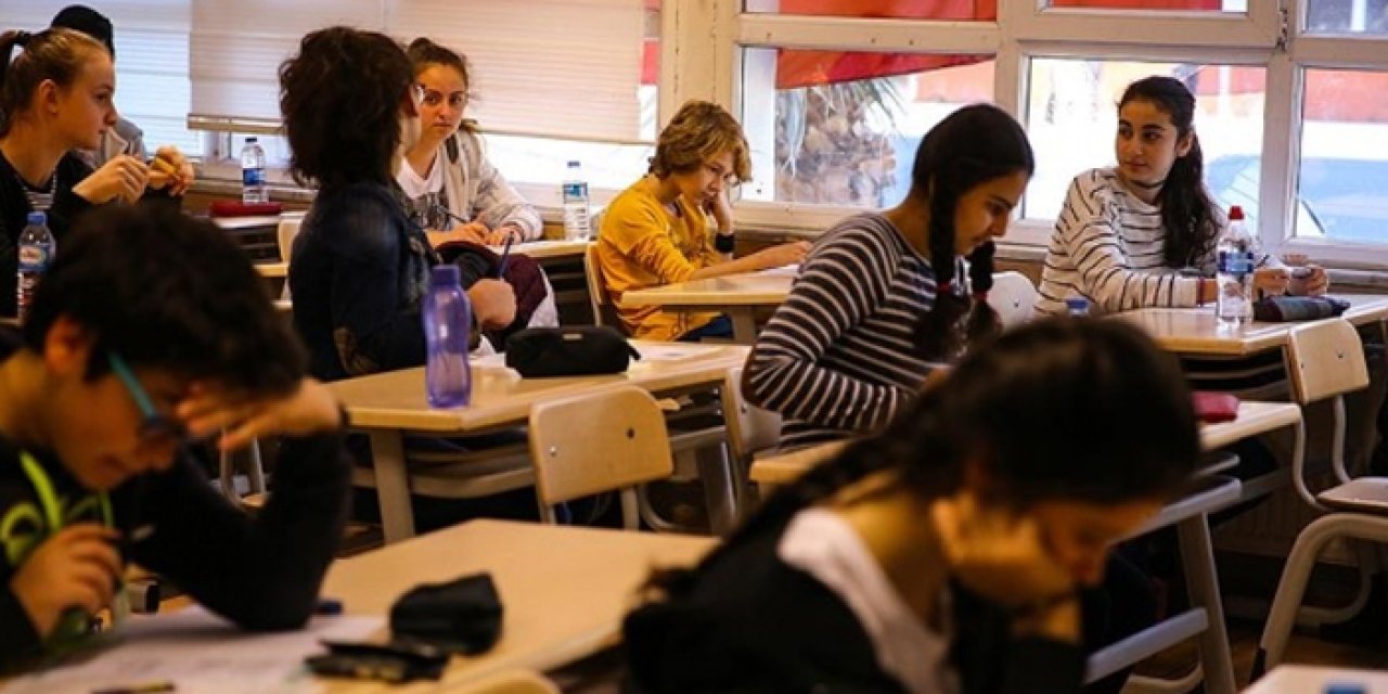 Çankaya Belediyesi’nden 12. sınıf öğrencilerine ücretsiz ders takviyesi