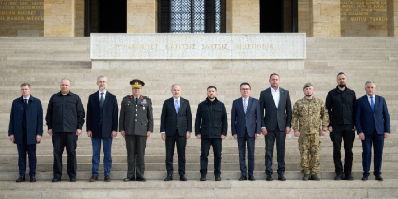 Zelenski Ankara’da Anıtkabir’e çıktı