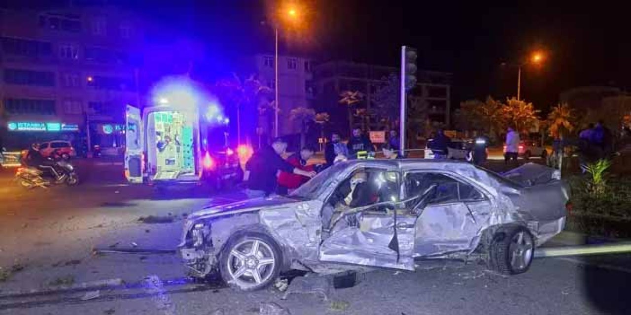 Ordu’da polisten kaçan sürücü yolcu otobüsüne çarptı: 2 yaralı