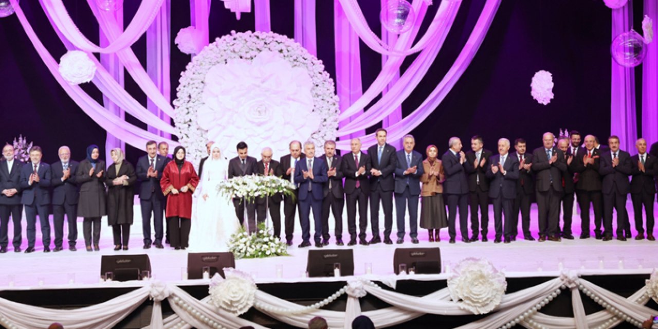 Ankara’daki düğün töreninde devlet protokolü bir araya geldi