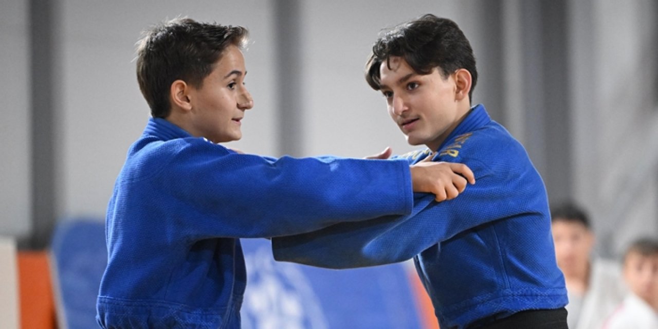 Genç Kuşak Güreşi Sporcusu Rutkay Çil, dünya şampiyonası için hazırlanıyor