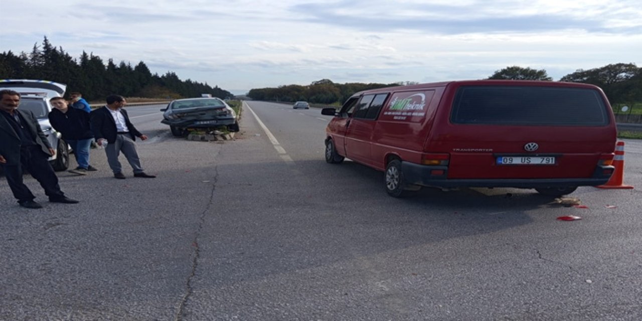 Bursa’da Otomobil ve Minibüs Çarpıştı: 2 Yaralı