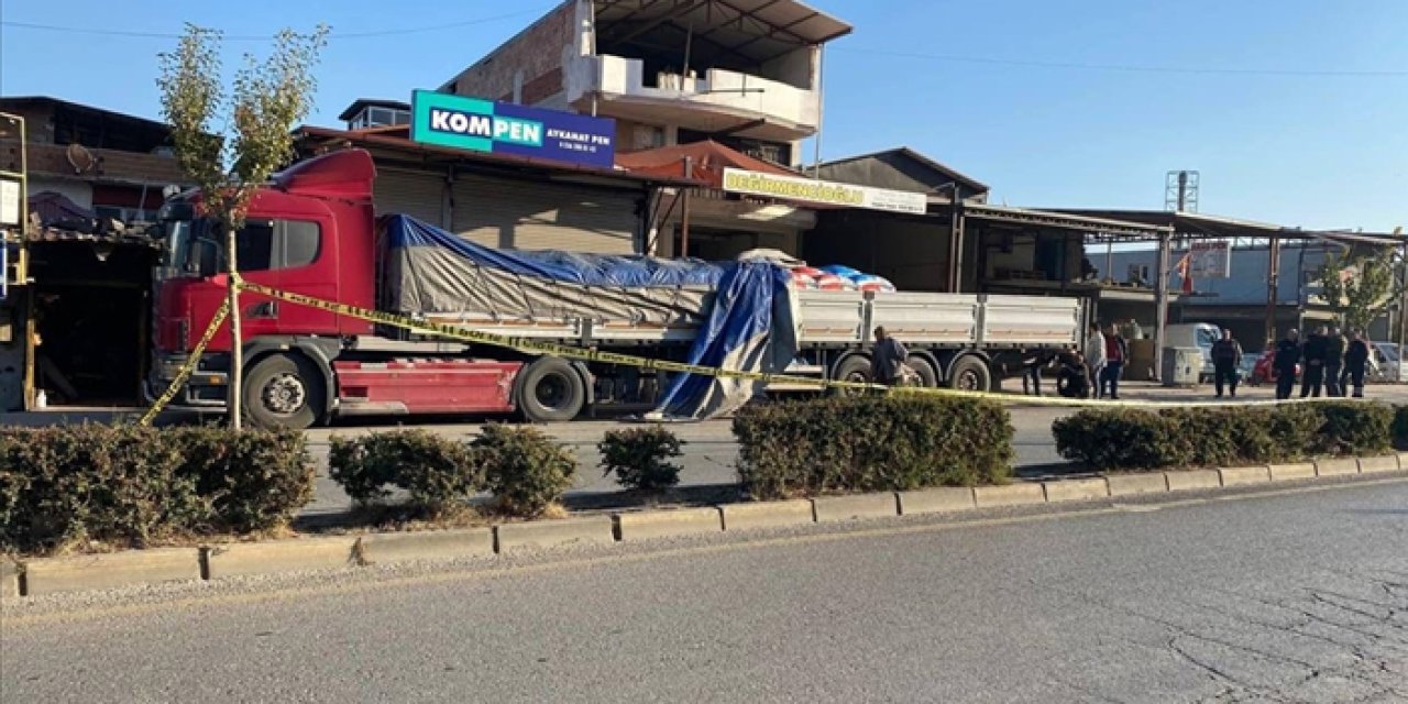 Manisa’da trafik kazasında yaralanan polis memuru tedavi sırasında şehit oldu