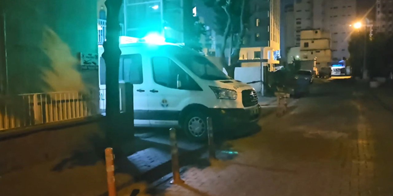 Adana'da berber dükkanında kanlı hesaplaşma: 1 ölü 6 yaralı