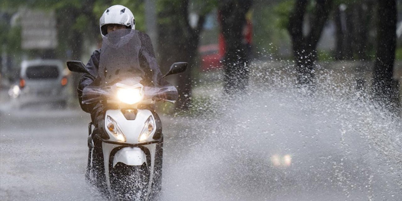 Türkiye Haftaya Yağışla Girecek: Çok Sayıda Bölge İçin Uyarı