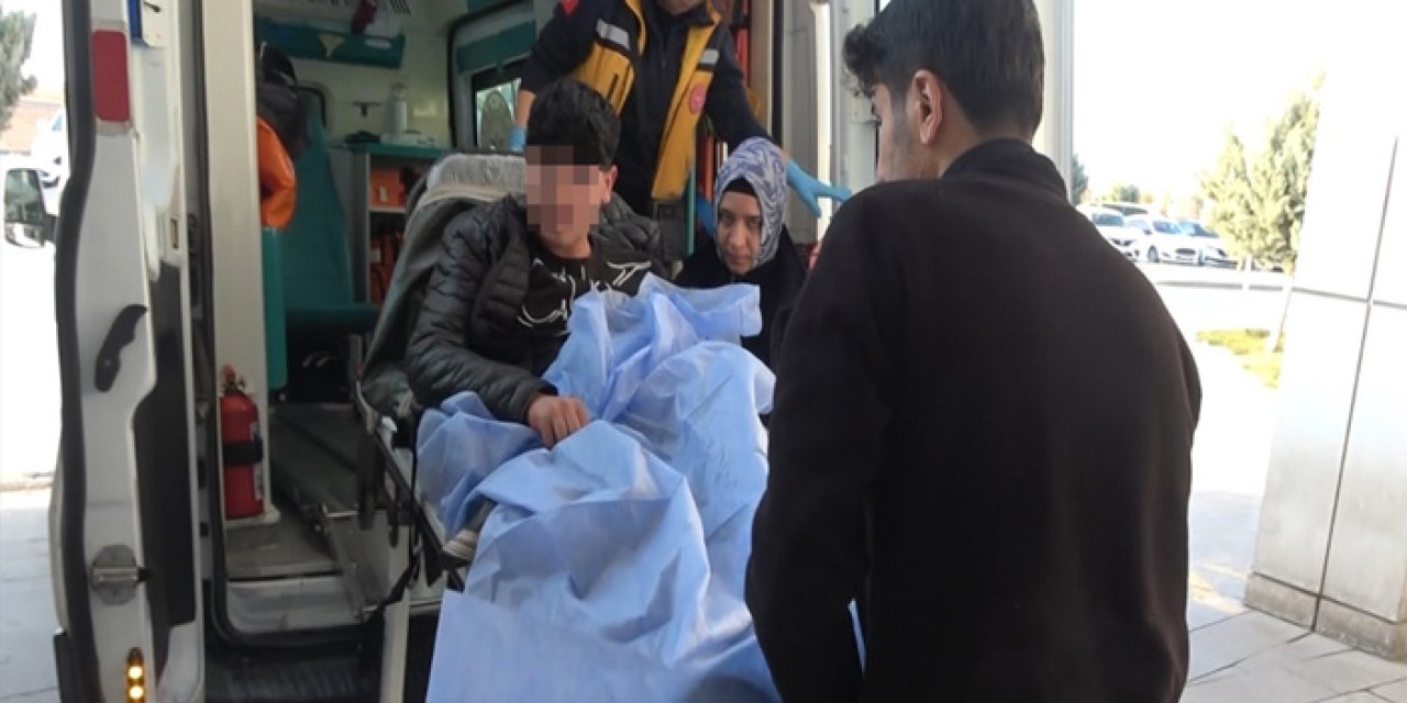 Aksaray’da Şaka Kötü Bitti: Lise Öğrencisi Arkadaşını Bıçakladı