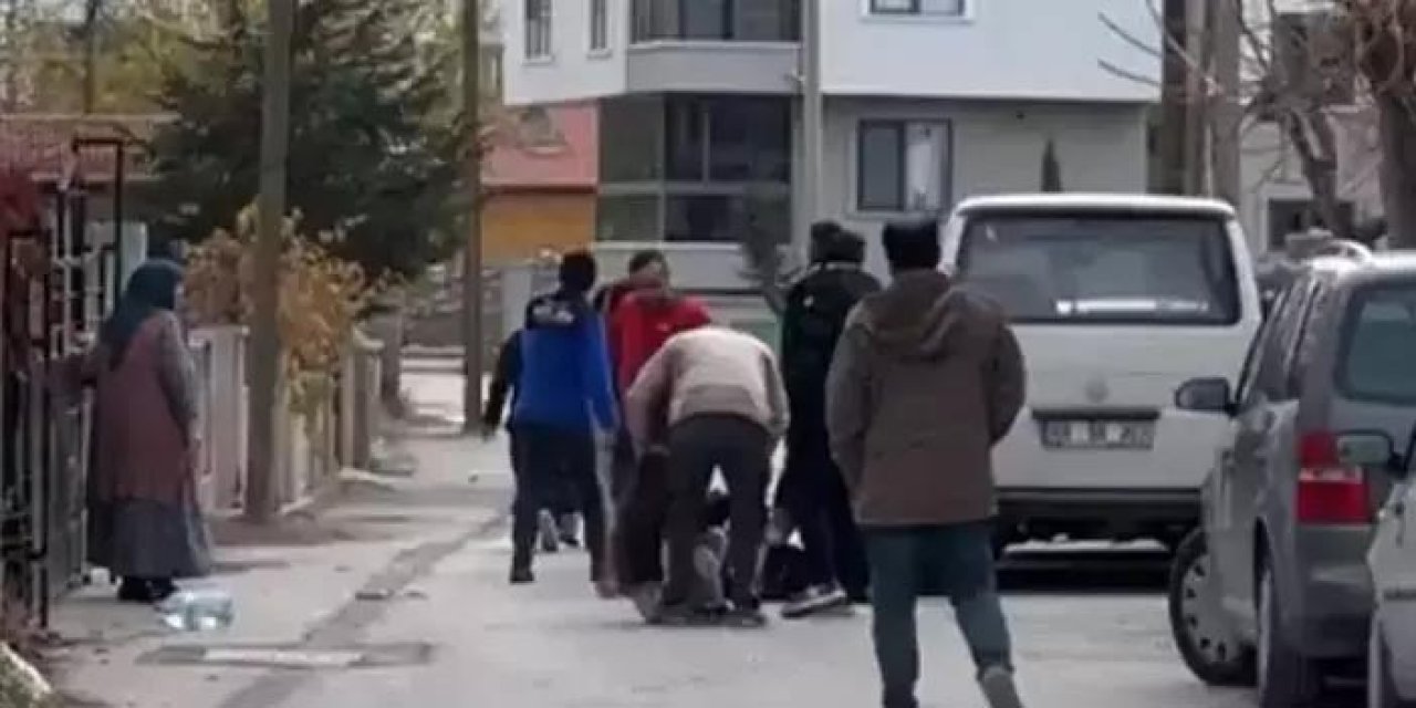 Aile içi kavga kanla bitti: Damat hastaneye bıçakla götürüldü!