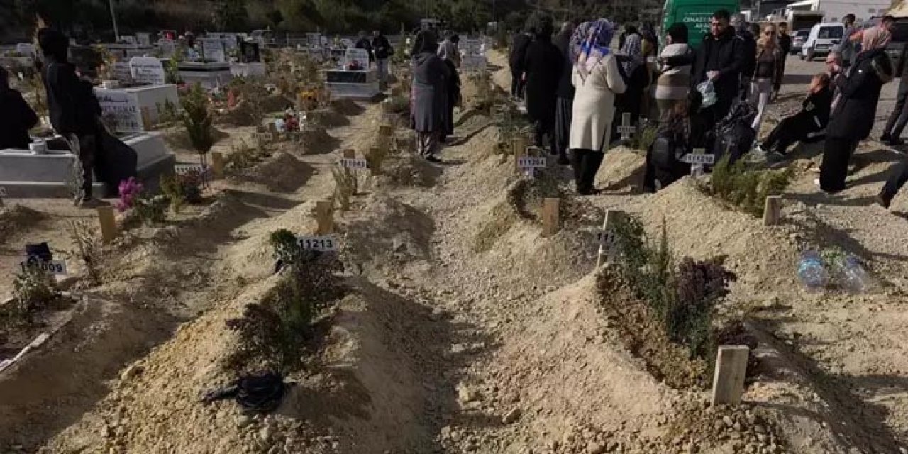 Komşusu tarafından katledilmişlerdi: Yan yana defnedildiler