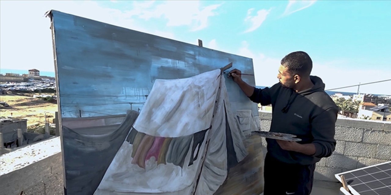 Gazze’deki dramı resimlerine aktaran sanatçı: “Fırçamız, yaşananları dünyaya taşıyor”