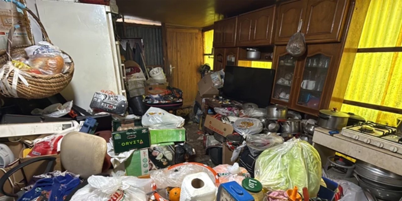 Trabzon’da üç evden tonlarca çöp çıktı: Belediye müdahale etti