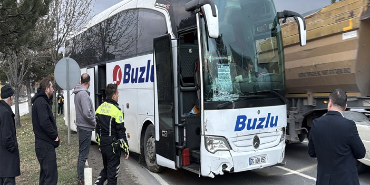 Kütahya’da Zincirleme Kaza: 1’i Çocuk 4 Yaralı