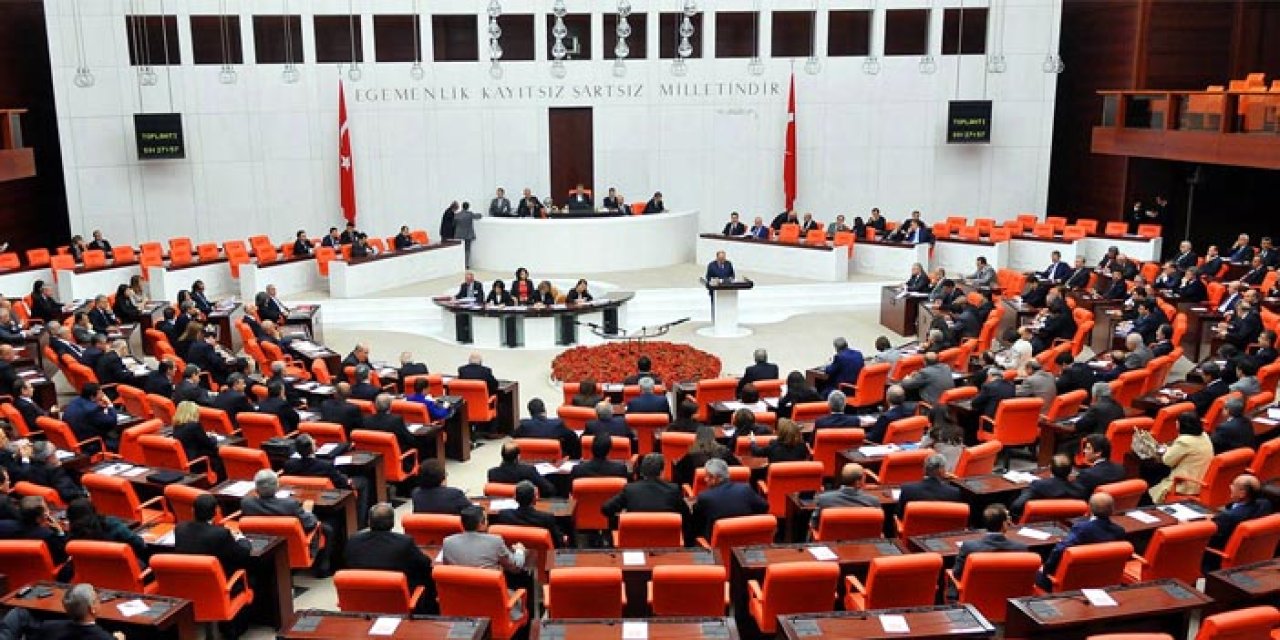 İzmirlileri üzen haber: O milletvekili hayatını kaybetti