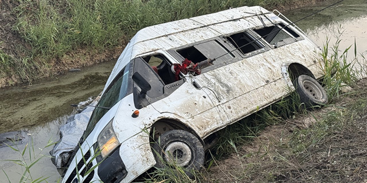 İşçi taşıyan minibüs kaza yaptı: Çok sayıda yaralı var!