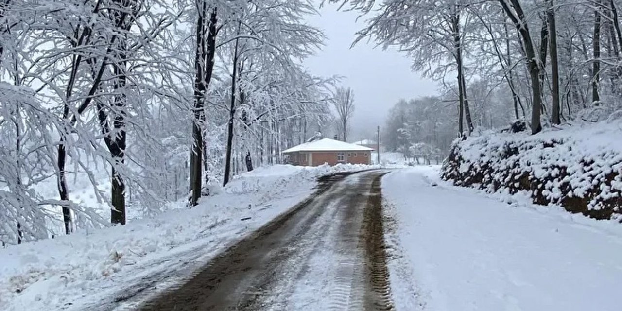 Meteoroloji’den Peş Peşe Uyarılar: Sağanak, Kar, Sis ve Buzlanma Geliyor