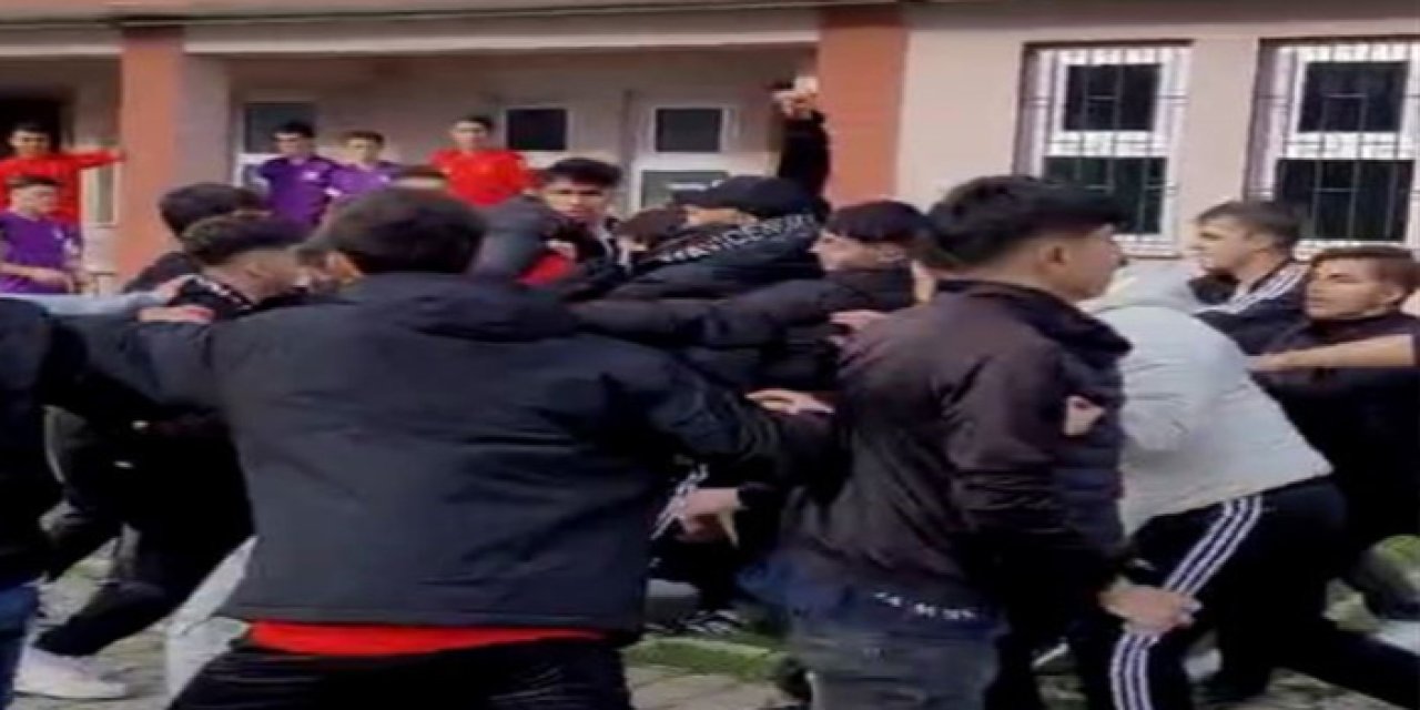 Samsun’da Spor Karşılaşması Şiddete Döndü: Öğretmen Hastanelik Oldu