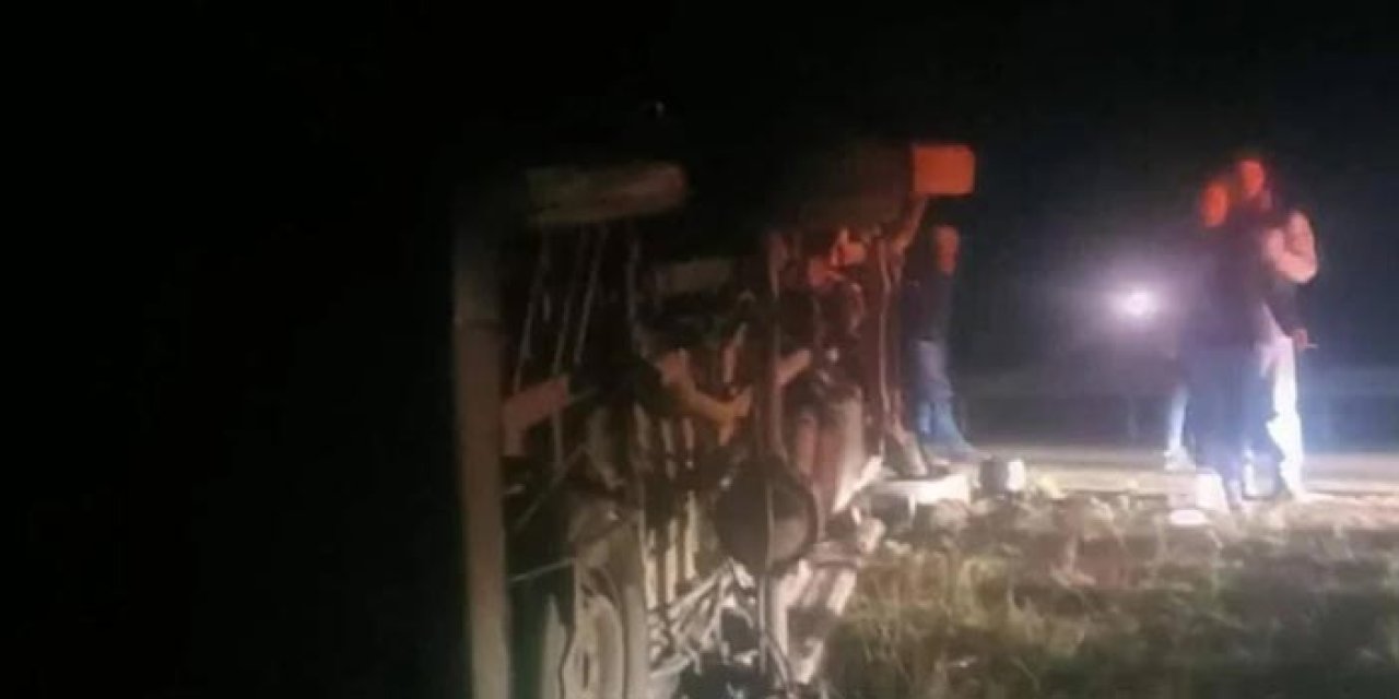 Ankara’da yağmur felaketi getirdi: İşçi minibüsü devrildi