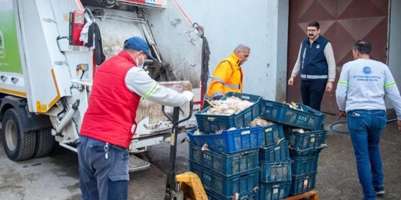 Adana’daki depodan yayılan koku gerçeği ortaya çıkardı