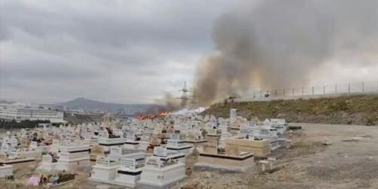 Ankara'da boş arazide çıkan yangın mezarlık çevresini tehdit etti